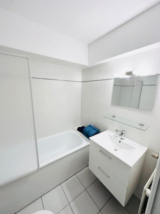 Studio Gare St Roch Avec Box De Garage Daire Montpellier Dış mekan fotoğraf